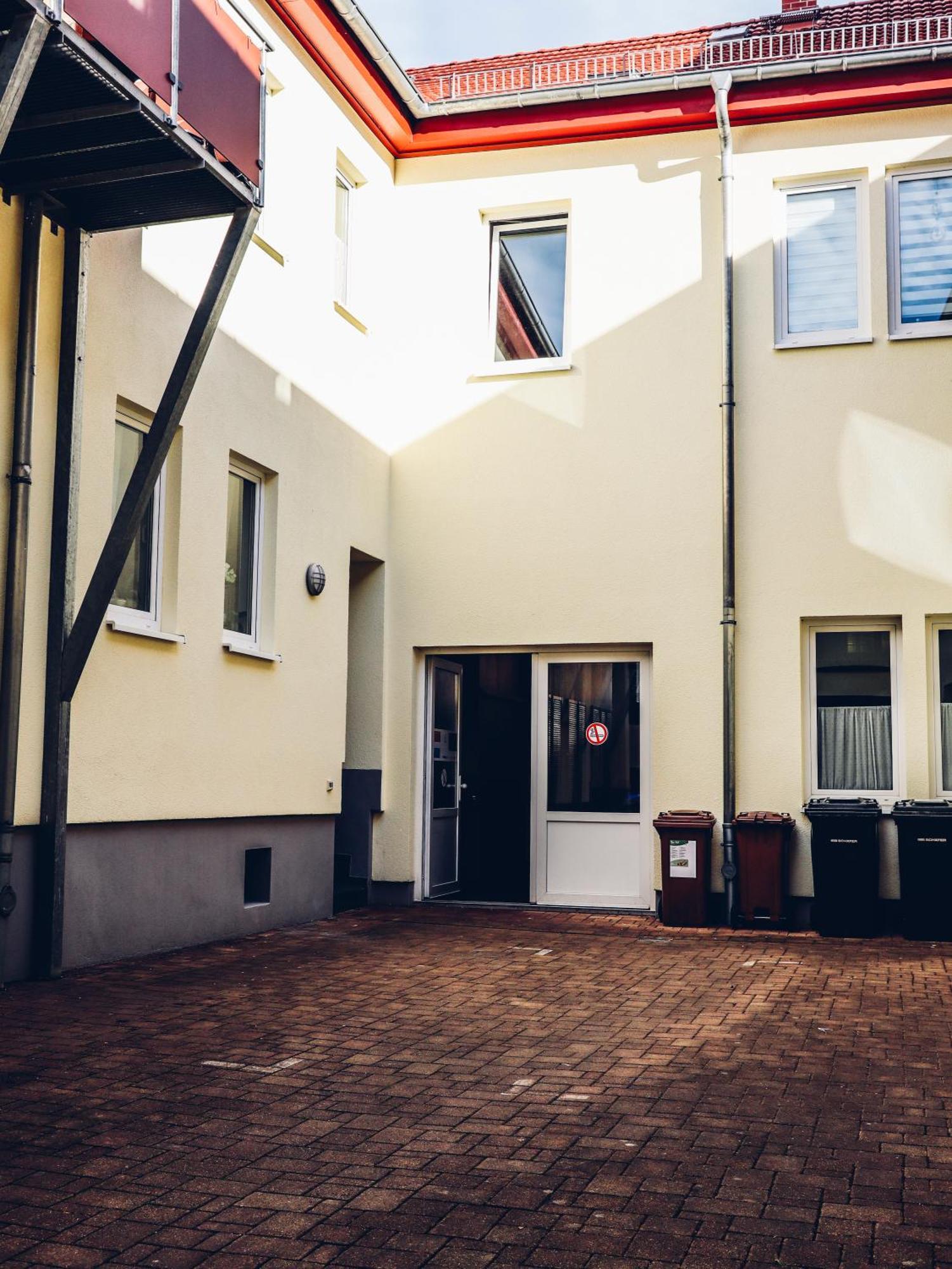 Die Praxis - Wohnen Als Therapie Arnstadt Eksteriør billede